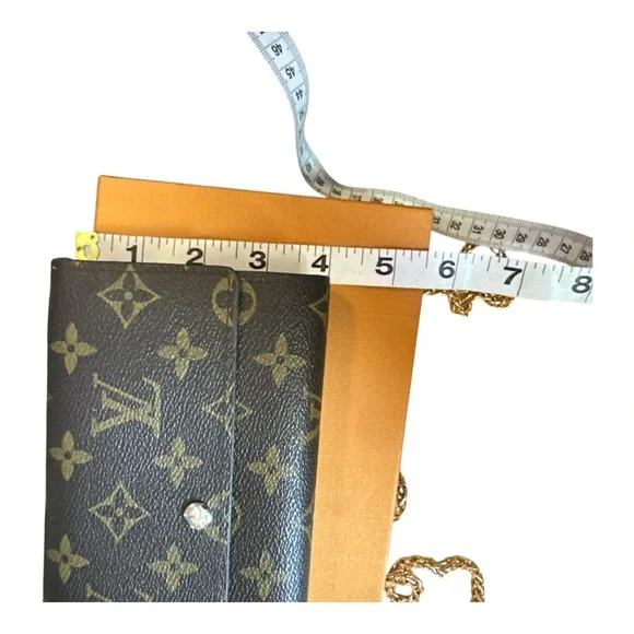 Louis Vuitton Brown Monogram Women's Wallet - Picture 8 of 10